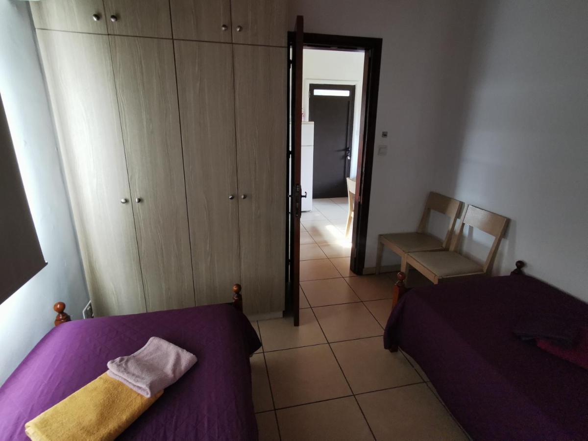 Strovolos Rooms Studios Nikosia Exterior foto
