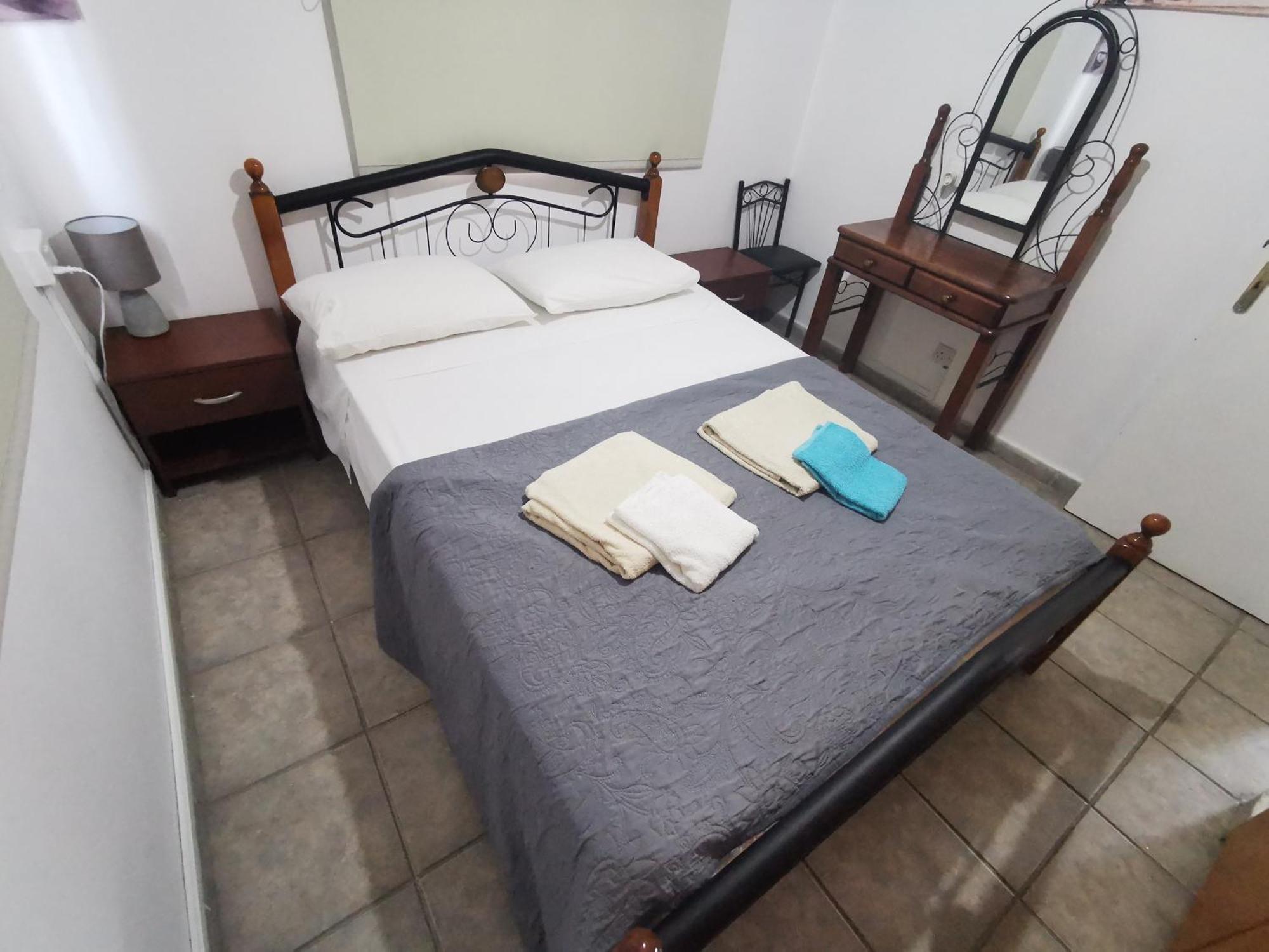 Strovolos Rooms Studios Nikosia Zimmer foto